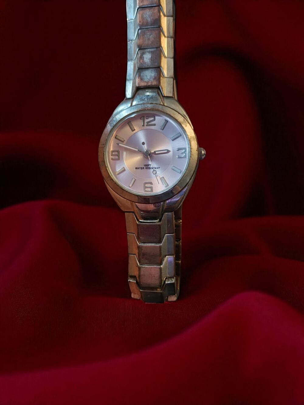 Very Nice Fashion Wrist Watch